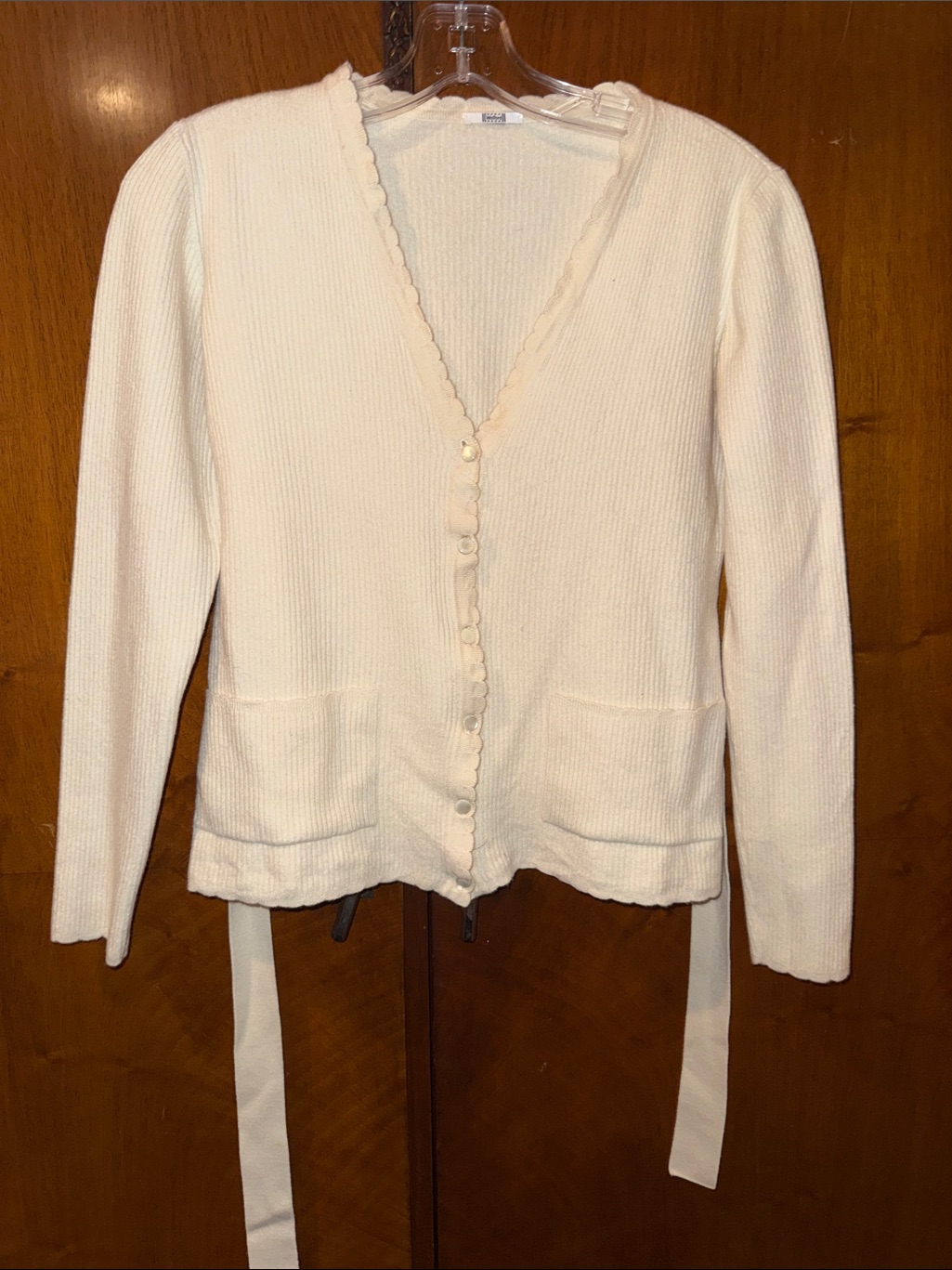 Wolford Ivory Scalloped V-Neck Button Cardigan
